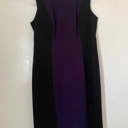 This stunning Hobbs dress in size 14 is perfect for any formal or business occasion. The dress boasts a flattering bodycon style with a sleeveless design and a crew neckline. The dress features a beautiful multicoloured black and purple pattern, and is finished with a zip closure. The dress is made with stretch material for a comfortable and flattering fit, and is dry clean only for easy care. Add this gorgeous dress to your wardrobe for a chic and stylish look that is sure to turn heads. #valentine