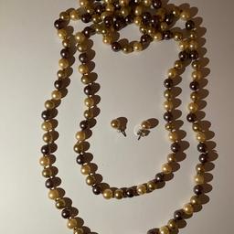 Cream & brown pearl effect necklace and earrings for pierced ears