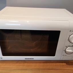 DAEWOO MICROWAVE OVEN SDA2075 20L
White
5 power levels
Defrost function
30 minutes Timer
Dimensions:38D x 44W x 26H centimetres
800W
Stainless Steel interior
Good working condition. Collection from Wolverhampton, can be delivered locally for petrol cost