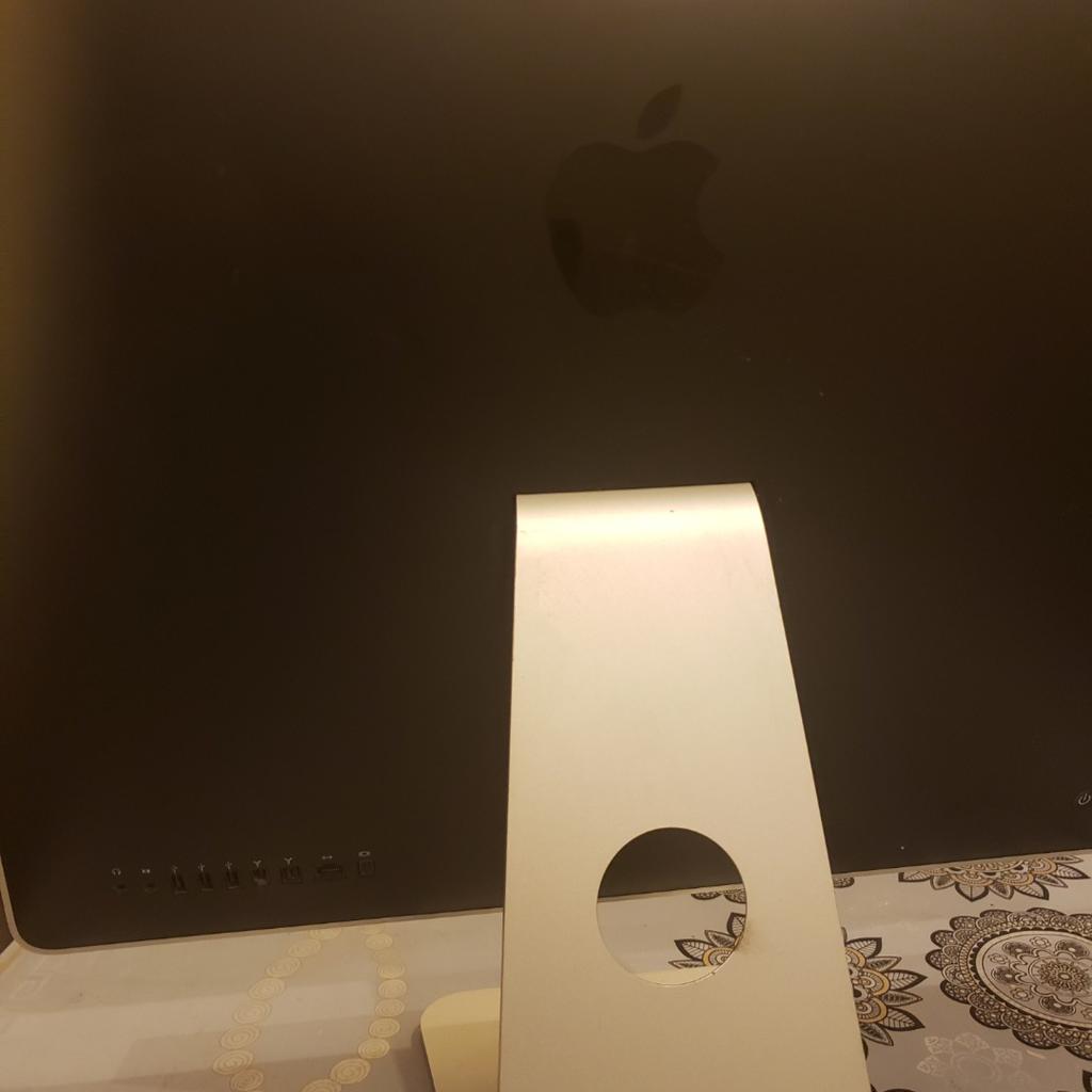 Spares and repairs imac 2007
Problem is black screen with continuous starting chime
Cash and collection only
