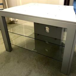 Silver-Grey.

2 Glass Shelves.

Excellent Condition.

Approx 78 cm Wide, 49cm Deep,  51cm High.