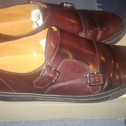 Oxblood colour Ted Baker shoes. Great condition.

#valentine