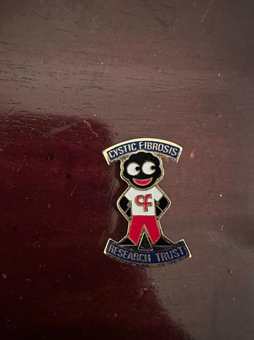 Buy & Sell Broadheath Trafford - Photos for Rare Cystic Fibrosis 1980’s Golly Badge