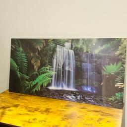 Stunning Large Plastic Tropical Waterfall Picture

Lovely item, selling as I’m redecorating! Easy to hang on the wall

Collection from Harrow HA1

*******Please note that if this is listed, it is still available so unless you have a specific question about the item, please check the location and let me know when you can collect as your first message. Thank you!