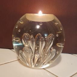 Vintage Glass "Bubbles" Paperweight
Tealight Holder
A beautiful combination

*Postage possible at buyer's expense with payment by PayPal please so buyer protection will apply