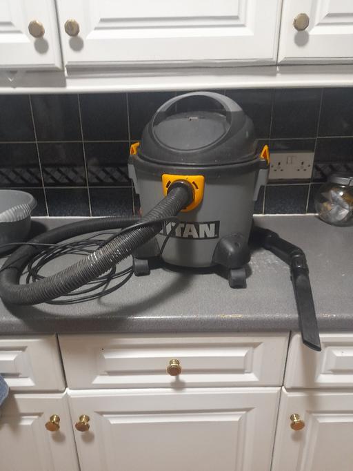 Buy & Sell South Yorkshire Sheffield - Photos for TITAN WET VAC