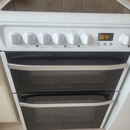 Hotpoint Smart Electric Cooker DSC60P
in great used clean condition
self cleaning 
Selling as moving to new property