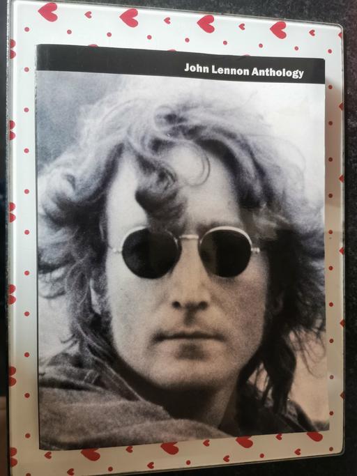 Buy & Sell West Yorkshire Leeds - Photos for JOHN LENNON ANTHOLOGY(GUITAR BOOK)