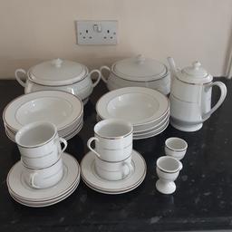 2 serving dishes 8 bowls  5 cups and sources 2 egg cups 1 teapot