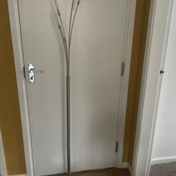 Silver floor lamp with 5 lights