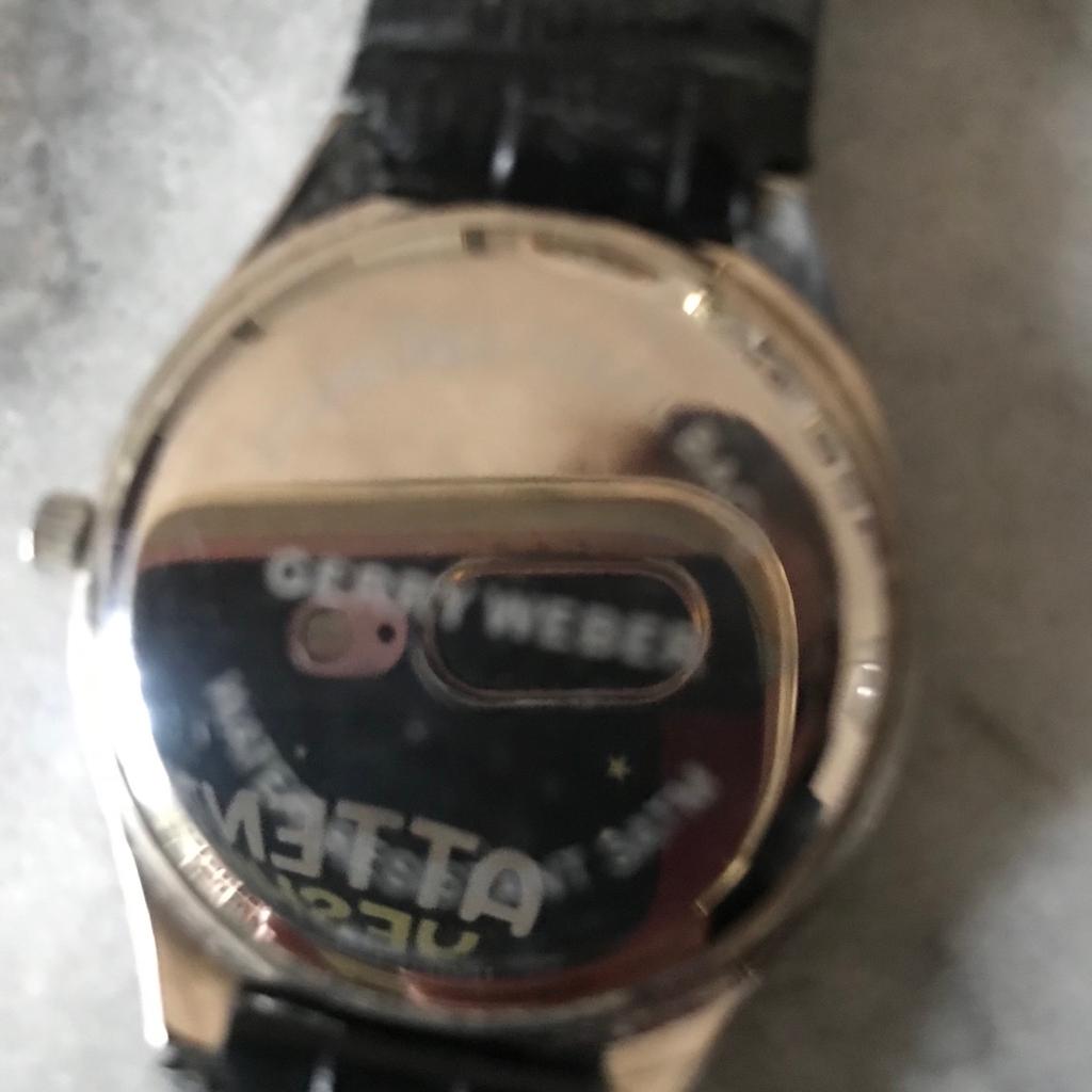 Original Uhr der renommierten Marke Gerry Weber
Funktioniert, nur die Batterie muss getauscht werden