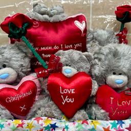 Tatty Teddy - Me To U - Hamper / Bundle .
Has The Following : 1 Pillow & 4 x Teddy’s
‘Love You’ Poem Pillow
‘I Love You’ Teddy With Rose
‘I Love You’ Teddy
‘Love You’ Teddy With Rose’ &
‘Girlfriend’ Teddy ( Can Be Swapped If Needed)(Rrp£125)
Other Item’s Available - Collection Leatherhead
On Other Sites .
Mega Bargain £14.99