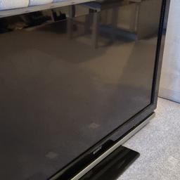 sony bravia 40 inch tv for sale.
2010 model in very good condition.
no scratches and tv is working perfectly with no scratches.
original remote and stand included
£40 ono
collection only.