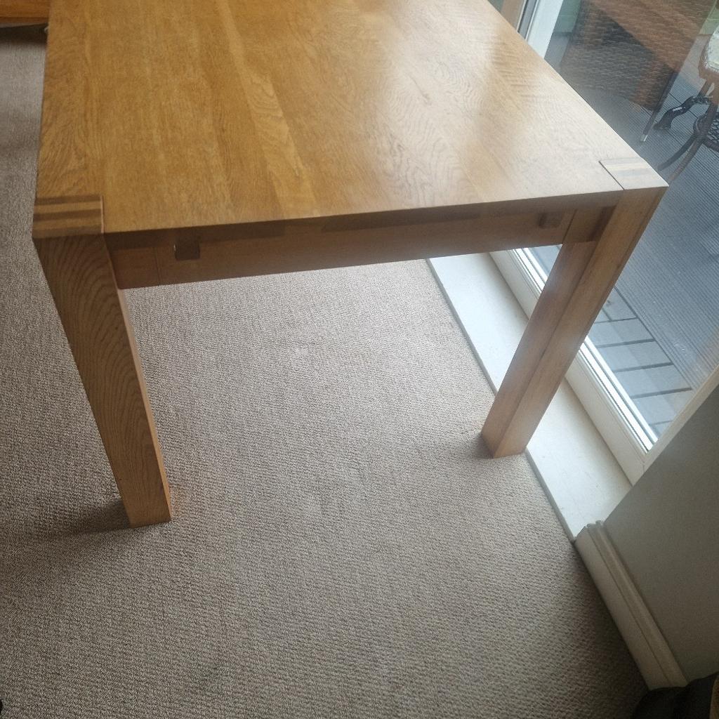 Solid oak Dinning table and 4 chairs

157cm long
87cm wide
80cm high

Bought from new & approx 9 years old. Used table sparingly over that time. Couple of age related marks.8

Chairs in good nick upholstery may need a vax.

Pick up only (it's solid heavy)

Cash or secure PayPal only so please don't ask for Roberts mothers brothers mate bank transfer etc