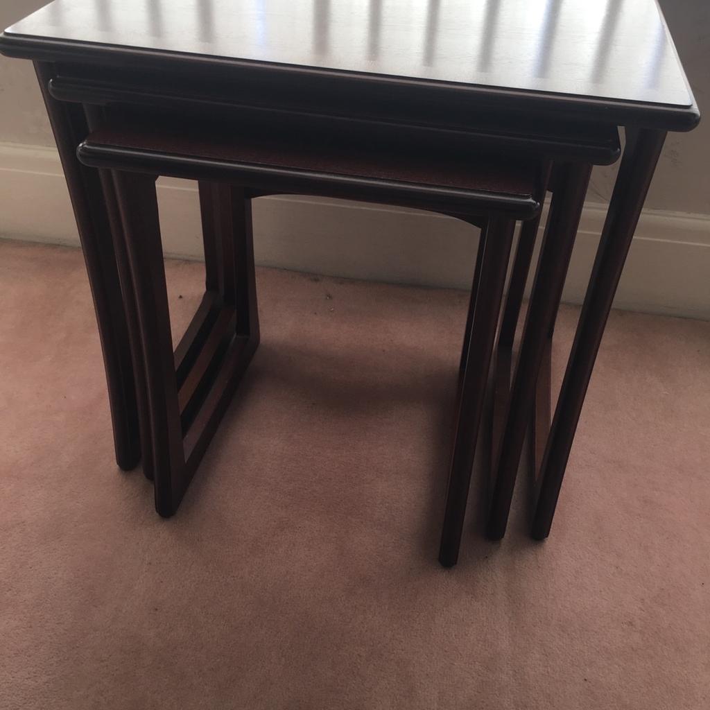 Nest of three side tables, Parker knoll
Large width 54.5cm x height 51cm x depth 44 cm
Medium width 45cm x height 48 cm x depth 41cm
Small width 35.5cm x height 45.5cm x depth
39.5cm

Dark Mahogany
See pictures can be displayed together or separately.
Collection only