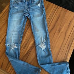Damen/ Mädchen Jeans
Hollister super Skinny Jeans W24
Gr.XS (34)
Nichtraucherhaushalt 
Versand möglich