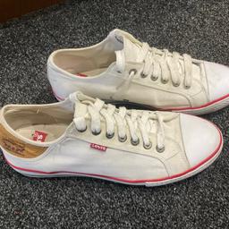 Used: Mens Levi Strauss Trainers Tennis Casual Sneakers Shoes
 Size 11 White good condition £23
Collection le5