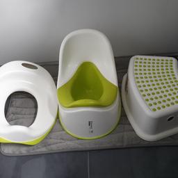 Ikea 601.931.28 Lockig Child’s Potty Bundled with Tossig Toilet Training Seat and Forsiktig Step Stool Seat White and Green