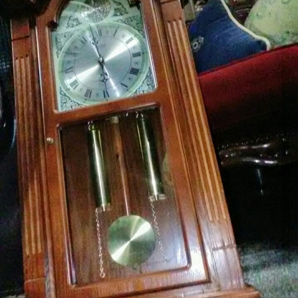 Vintage tempus fuji grandfather wall mounted clock battery powered batteries supplied
This item has been stored for some time so is therefore in as new condition as it was when purchased. BUYER COLLECTS PLEASE CASH ON COLLECTION B66. THIS ITEM IS COLLECTION ONLY..