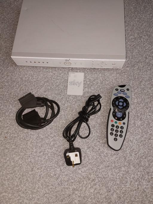 Buy & Sell West Midlands Wolverhampton - Photos for Amstrad Sky + hd box white Satelite Receiver