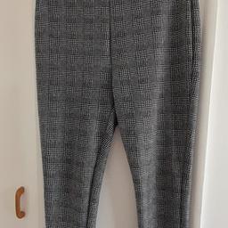 Checked leggings in soft warm material