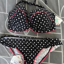 Floozie frost French bikini
Simple heart print
Top 34E / Bottoms size 12

Mathew Williamson bikini
Debenhams
Top 34E / Bottoms size 10

Blue Bikini top 34DD bottoms size 10 slightly different blue couldn’t get bottoms to match top wrap size 10

Burgundy floral bikini Top size 34DD bottoms size 10 no tags but has not been worn

turquoise Matalan bikini top 34F bottoms size 10

£30 the lot
Some with labels some without all new
(pick up only )