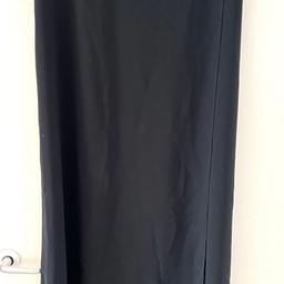 Hi ladies, welcome to this gorgeous looking style Vintage Next ladieswear Wrap Maxi Skirt Size Uk 12 in perfect condition thanks