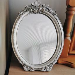Laura Ashley Dressing Table Mirror in very good condition.