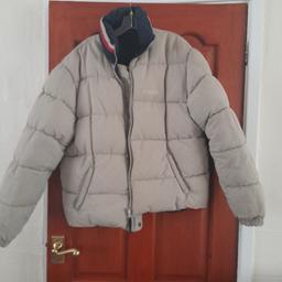 Reversable padded jacket beige with 2 pockets navy blue and red with 2 zip pockets zip fastening with prestuds gcd from smoke free home 🏡