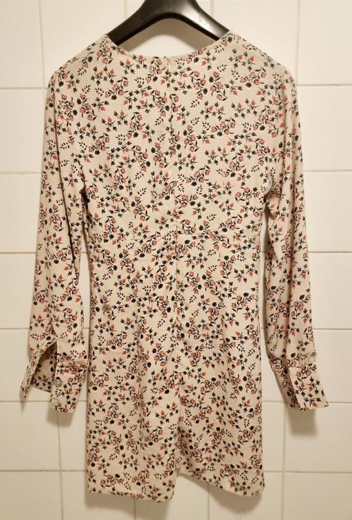 Buy & Sell South East London Maze Hill - South East London - Photos for Nasty Gal Pretty Floral V Neck Skater Dress