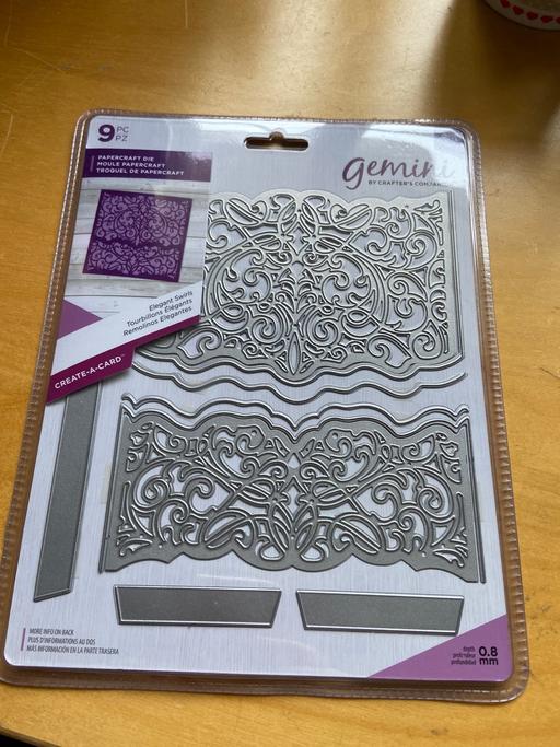 courses Kent Medway - Kent - Photos for Gemini Create-a-Card die - Elegant Swirls