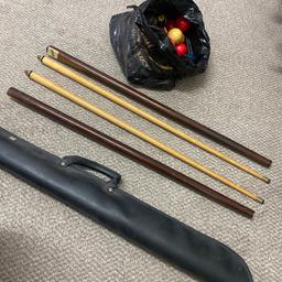 2 snooker/pool cues - dismantled 
Cue bag
Loads of diff balls

**FREE**
**COLLECTION ONLY**