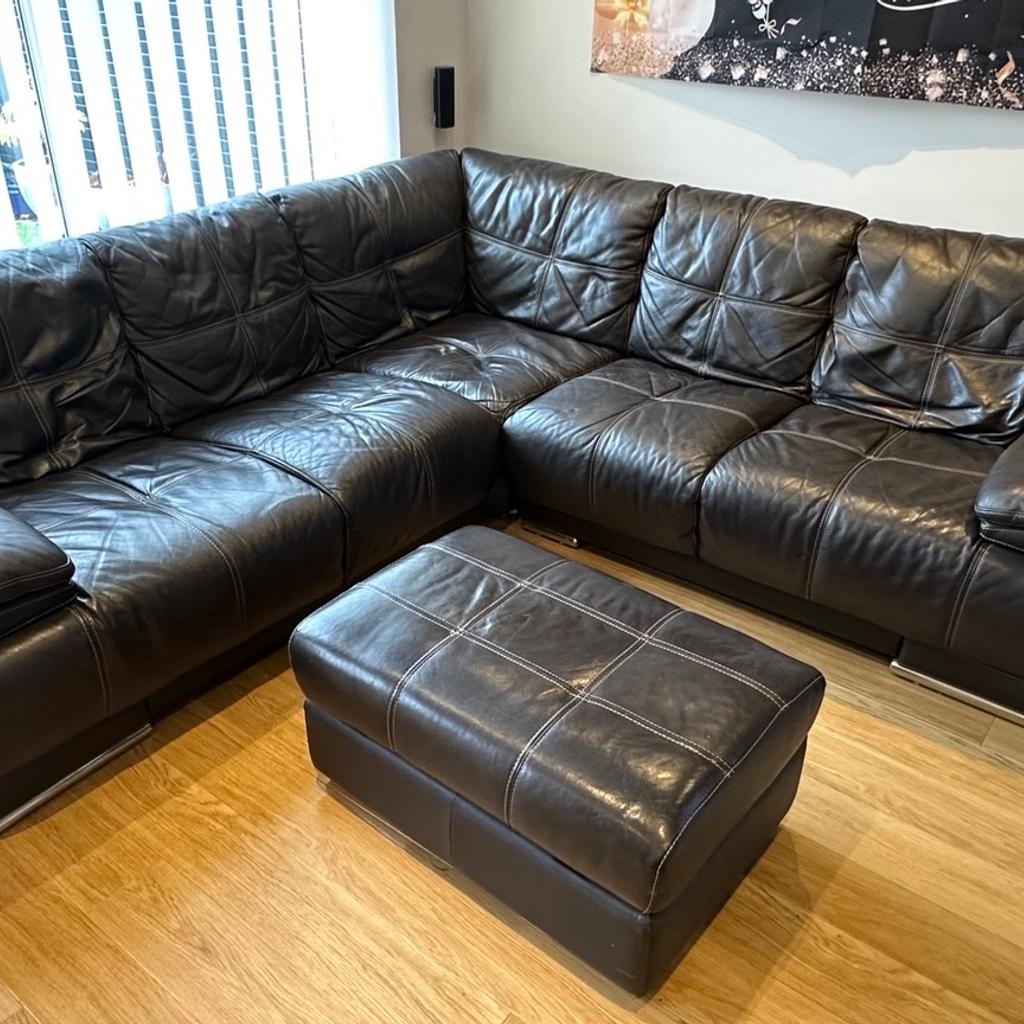 Brown Leather.
Corner Living Room Suite.
2500 mm left side length. 2500 mm right side length.
940 mm depth. 800 mm back height.

Or extra long suite without corner.
3000 mm full length.

Brown Leather.
Footstool with storage.
310 mm length. 210 mm depth. 150 mm height.