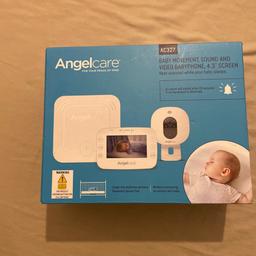 Brand new unopened box.Baby movement monitor will alarm if there is no movement after 20 seconds
Monitors movement without ever touching baby
Night vision on the portable and rechargeable parent unit screen
Video displays on 4.3’’ Large led touch button screen
Camera with digital zoom & pan