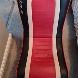 X Rocker Gaming Chair
Decent, clean condition, see photos for wear and tear / scuffs.

No cable for Speaker provided.

From a pet and smoke free home.