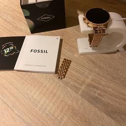 Verkaufe hier eine Fossil Smartwatch Gen 6 in Roségold in top Zustand
Habe für meine Frau gekauft aber die hat keine Interesse
Versand ist möglich wenn Sie Versandkosten übernehmen