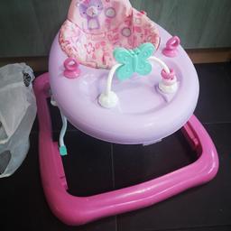 Good clean condition baby walker, LO no longer needs it

A few Scruff marks but nothing major
Perfect to help ur little one with walking
Open to offers