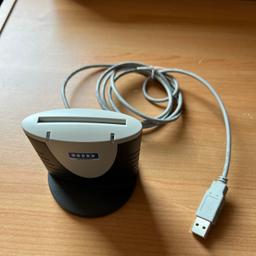 USB card reader suited for all contact smart card operations like online-banking or digital signature applications.

As shown in pictures - hardly used.