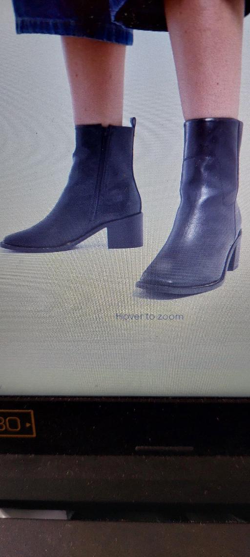 Buy & Sell Essex Rochford - Photos for NEW Schuh Size 5 Black Boots