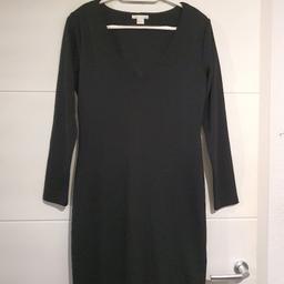 gesamte länge ca 88cm
Schöne Schwarze Kleid # strechig # elegant # Abendkleid 
Versand möglich