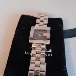 men's rare g faced 3600m gucci watch in excellent condition hardly worn just needs new battery.