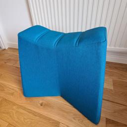 Herman Miller Pinch Stool RRP: £650

Height: 19.5"
Width: 21.5"
Depth: 14"
Seat Height: 17.5"

Goes-anywhere versatility in a sit-any-which-way form

-Robust wooden frame
-Topped with high quality foam
-Meticulous blue upholstery with quilted seat top

Open to offers :)

Collection preferred.