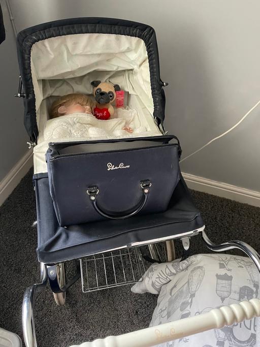 Buy & Sell Princes End Sandwell - Photos for Silver cross dolls pram