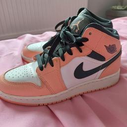 Nike Jordan pink & white Hightop trainers,excellent condition, size 4