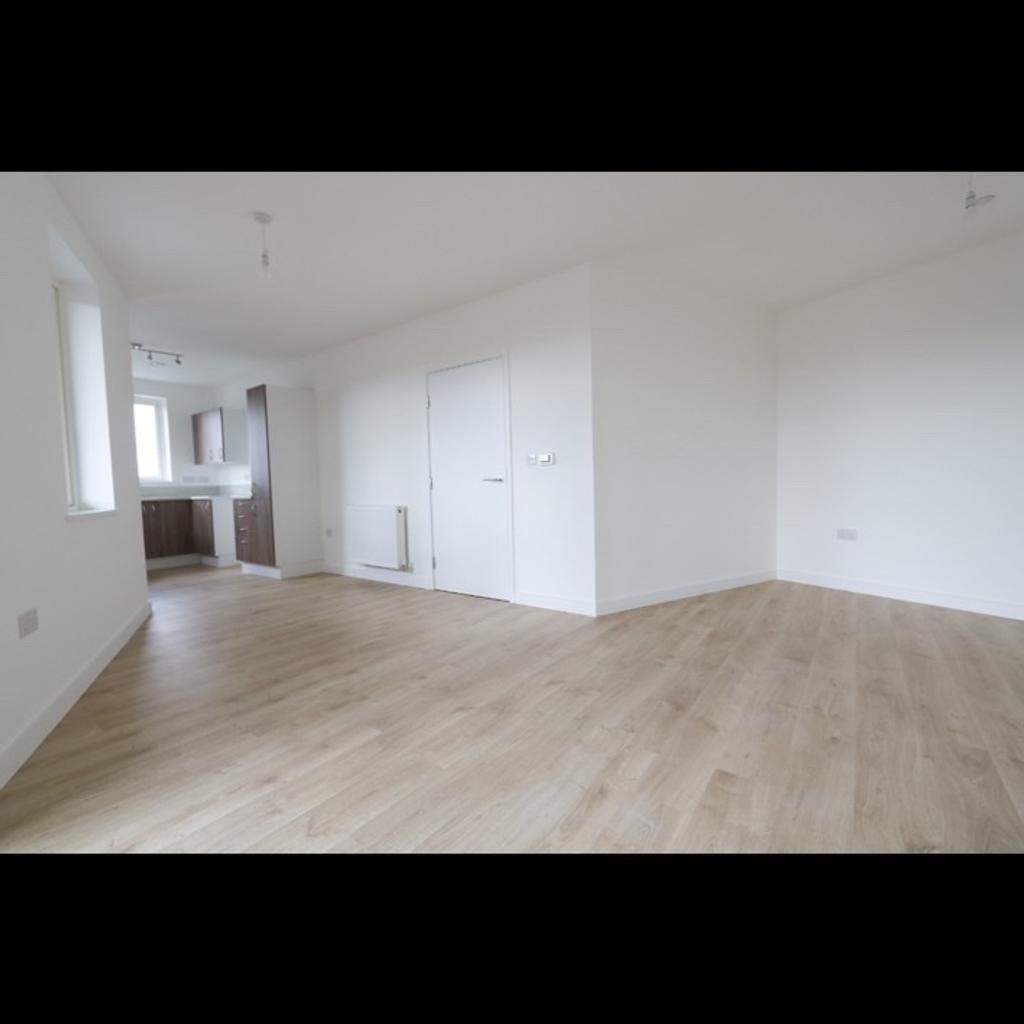 Hi, I have a beautiful brand new build 2 bedroom flat in SE15 area beautiful property. Looking for a 3-4 bedroom house ground floor (due to medical needs) I’d like to move ASAP! So if you’re eager to get in to London this is it as I am eager to get out!

Has a beautiful cupboard for washing machine/tumble dryer & great size cupboard for storage. Both rooms are large rooms can easily fit king size beds with plenty of space. Street parking, loads of schools, shops, train stations & buses near by, you can get any where from here.

I have a beautiful sized balcony & a massive communal area/garden on the 1st floor. Only down side to this property is there is no lift & I am on the 3rd floor, however keeps you fit. The balcony is large enough you can fit a pool & small garden furniture or a hot tub.

Please don’t hesitate to contact me! I am a serious swapper!

Thank you & good luck ☺️