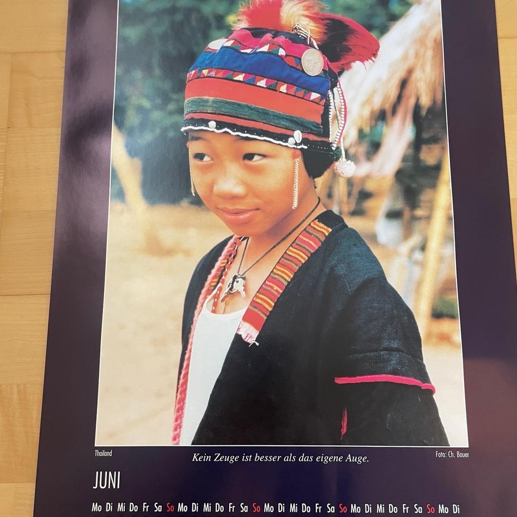 Kalender „KINDER DER WELT“ in 4840 Vöcklabruck für € 25,00 zum Verkauf