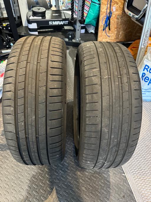 Vehicles East London Highams Park - East London - Photos for 2 Pirelli Run flat tyres 255/40 R19 93Y x2