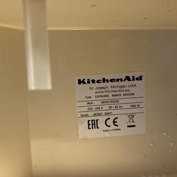 Verkaufe top gepflegte Kitchenaid Espressomaschine mit Doppel Heizsystem in Creme weiss , für Kaffe und Milchschäumer
Too Zustand ohne Lackschäden,
Kann vorort probiert werden.
INKL Siebträger mit 2 verschiedenen Sieben Kaffeestampfer , Portionierer, Pinsel , Beschreibung

NP : ~ 900€ ohne Zubehör