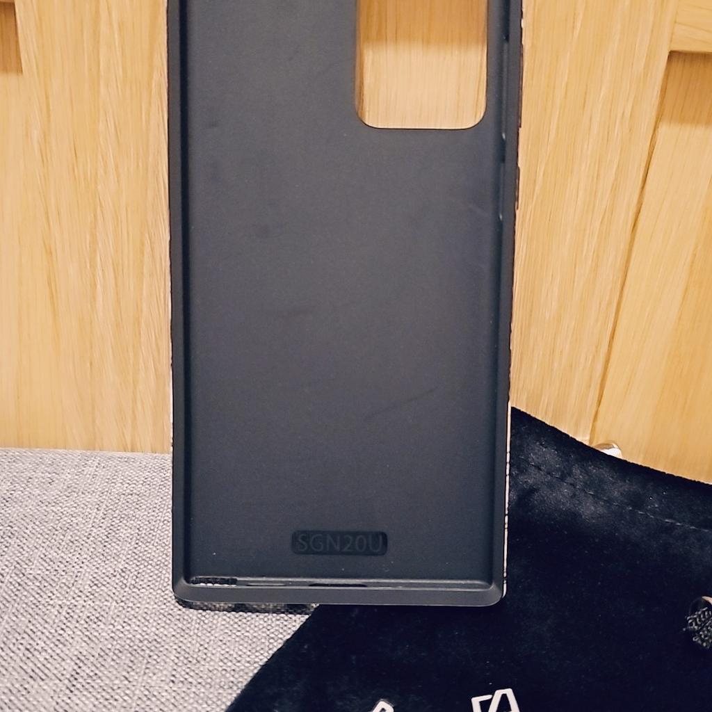 Brand new Burga phone case for iPhone 14 Pro max. Never been used, in original packaging with burga phone case bag.
(Can post with buyer paying for postage/ delivery charges.)