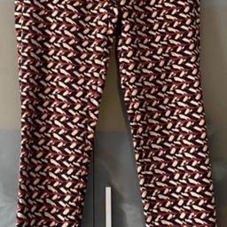 Label Small Approx Size 8 Ladies Gorgeous Zara Basic Black/Multi Patterned Cigarette Fashion Trousers £5.99….Strood Collection or Post A/E….💕

Check out my other items..💕